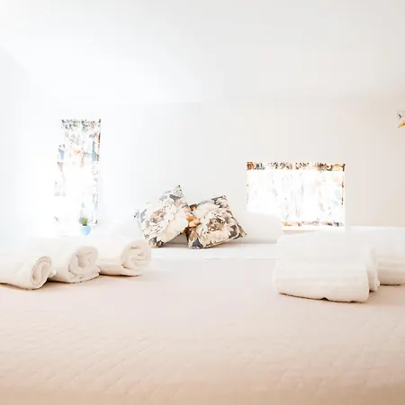 Andrea Sea House דירה