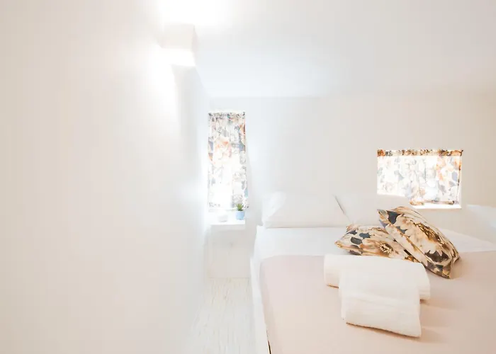 Andrea Sea House * バーリ